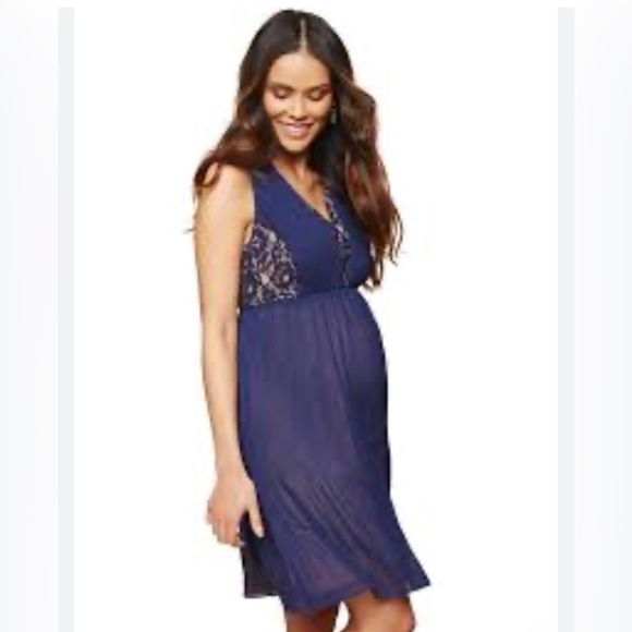 Motherhood Maternity Womens - Size M
Sleeveless Pleated Lace - Side Zipper - Picture 3 of 13